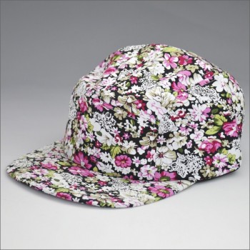 Commercio all'ingrosso di berretti da campo a 5 pannelli bianchi in tessuto floreale