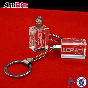 Keychain de cristal da promoção nas correntes chaves para o costume