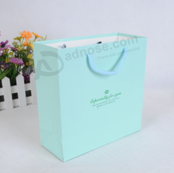 Custom Full color printing foil stamping twisted handle paper gift bag