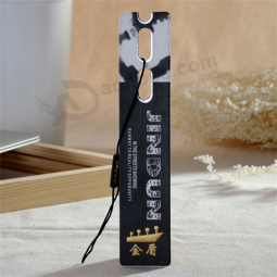 定制logo名称紫外线印花服装黑色纸板吊牌，吊牌服装