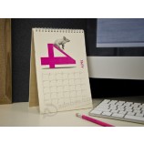 Fabbrica del calendario da tavolo personalizzata in cartone di alta qualità