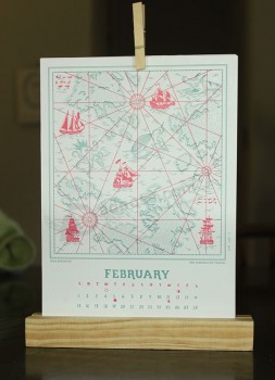 Novo design personalizado folhetos de papelão impressão de calendário dest