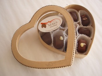 Valentine′s Day Heart-Shape Chocolate Box with Window / PVC Window Chocoalate Case