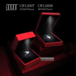 пользовательские картон жесткой бумаги jewellry box оптом со светодиодной лампой