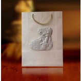 Sac dE papiEr au détail dE marquE dE hautE qualité avEc lE logo dE gaufrEr