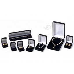 Cajas de joyas negras con terciopelo y logotipo impreso