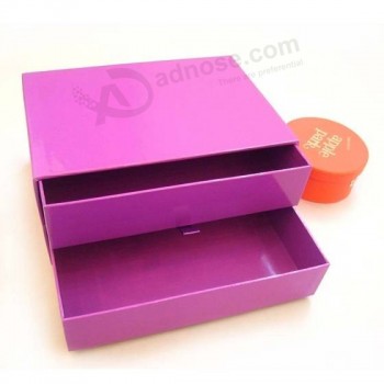 Boîte d'emballage de cadeau de couvercle de flip à la mode avec la fermeture magnétique