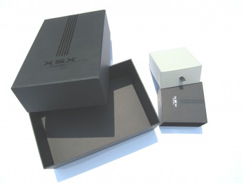 Luxo hot stamping caixa de papel de embalagem de presente com inserção de seda de ouro