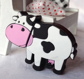 Custom high-end Cartoon Animal Dairy Cow USB Flash Drives with Keychain