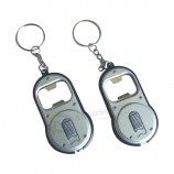 PlasTic flesopener led sleuTelhanger voor promoTie meT bedrukking van uw logo