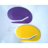 2017 RelaTiegeschenk ovale plasTic brievenopener voor op maaT meT uw logo