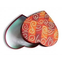 BoîTe-cadeau de papier de carTon de chocolaT ragide de forme de coeur