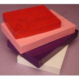 Glänzender LAck beendete KleiderPaketgeschenkkästen für Gewohnheit mit Ihrem Logo