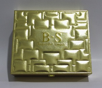 豪华金色皮革梳妆盒，可根据您的标志定制