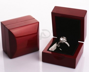 High Glossy Painting Wooden Rings Display Box for with your logo