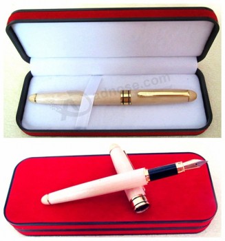 Wholesale custom high quality Retailing Maple Wooden Pens with Red Gift Box