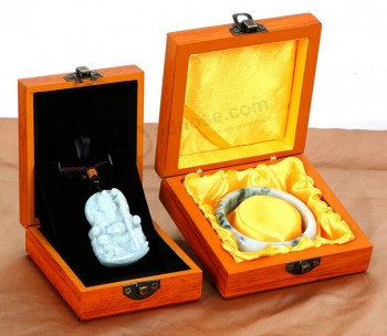 High-End Wooden Jadeware Showing Box for custom with your logo
