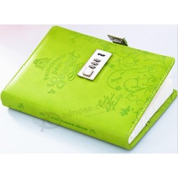 оптовый заказ высокого качества роскошный зеленый кожаный ноутбук с кодовым замком