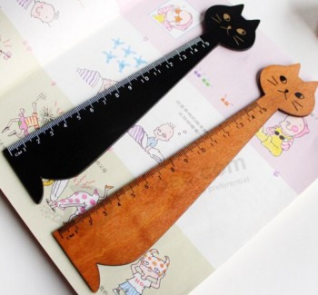 AtAcado personalizado de alta qualidade 15 cm de CoPfrimento dos desenhos animados gato forma réguas de madeira