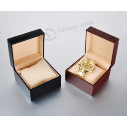 Boîte-cAnnonceeau d'affichage de montre en cuir carré d'or (Jb-012) Pour la coutume avec votre logo