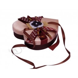 Amorevole confezione regalo da sposa con copertina in raso (AC-026) Per abitudine con il tuo logo