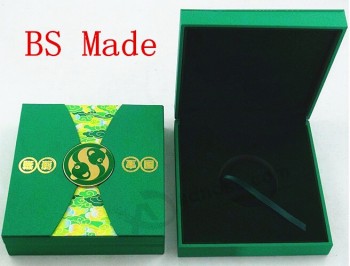 Custom high-end Green Printing Paper Insignia Box