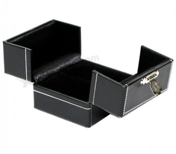 Wholesale custom New Clamshell Leather Jewel Display Box