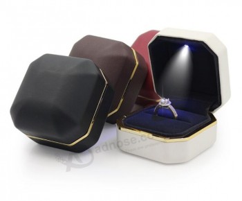  оптовые изготовленные на заказ новые jewellry показывая коробки с светами водить