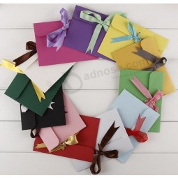 Colorear sobres de tarjetas de regalo con bowknots Pensilvaniara personalizar con su logotipo