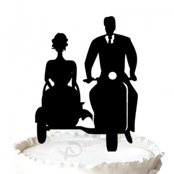 оптовая изготовленная на заказ высокая-невесты и жениха с мотоциклетными акриловыми тортами