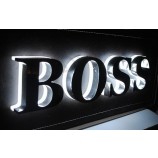 HAlo verlichting leD shop sign brief met aangepaste logo 