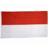 Buiten rood wit 160gsm gesponnen polyester indonesië vlag op maat