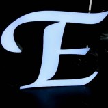 En gros en plastique numéros de maison lumineuse lettres de canal