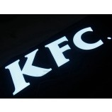 O sinal da letra do canal da resina epoxy da fábrica 3d conduziu letras personalizadas do sinal iluminado