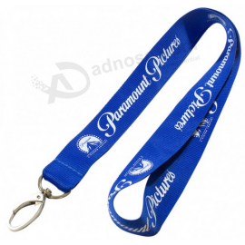IdentificAción de AcceSorioS de tArjetA de identificAción perSonAlizAdA cordoneS pArA lA ventA