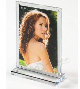 Wholesale 4 X 6 Acrylic Photo Frame with Magnets