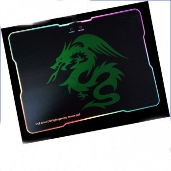 En gros personnaLisé mode styLe impression compLète extra Large 600 * 300 * 30mm tapis de souris de jeu usb avec Led