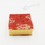 Wholesale customized high-end China Supplier Leather Gift Display Plastic Bracelet Jewellery Box with your logo