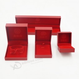 Customized high-end Red Plush Velvet Bracelet Ring Box for Promotion with your logo