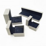 Customized high-end Unique Latest Design Flannelette Bracelet Box with your logo