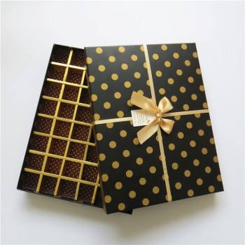 Confezione regalo scatola di cioccolata in carta rigida