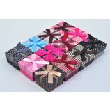 Groothandel aanpassen papier geschenkdoos met lint