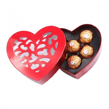 Boîte de cadeau de boîte de chocolat de papier de forme de coeur avec le PVC creux