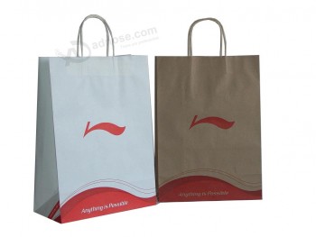 Shopping bag in carta kraft personalizzata con manico intrecciato all'ingrosso