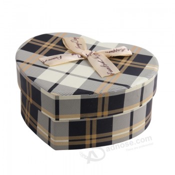 Personalizzato scatola di cioccolatini di carta a forma di cuore di lusso