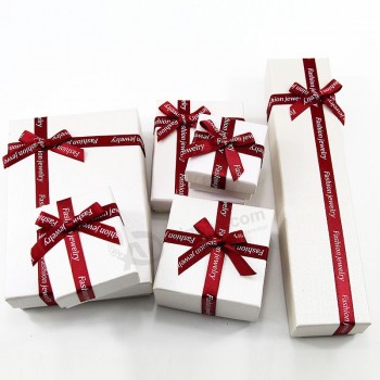CaJas de papel personalizado de diferentes tamaños para regalos (Flb-9317)