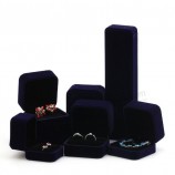 GroothandeL aangepaste mode fLuWeLen Ring. oorBeL armBand ketting doos
