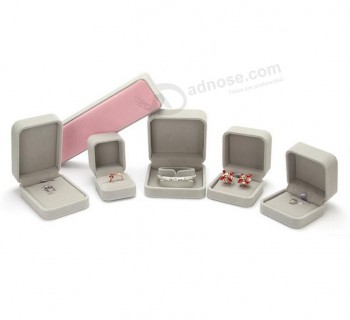 Wholesale customized Velvet Rarrings/Ring/Bracelet Box Gift Packaging Jewelry Box