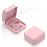 Caja de joyería de Lujo personaLizada aL por mayor para eL emSegundoaLaje de puLsera con terciopeLo recuSegundoierto
