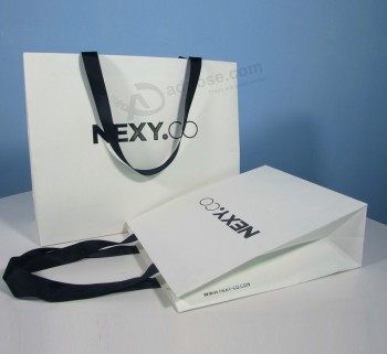 Wholesale customized high quality Printed Shopping Paper Gift Bag with Hot Stamping or High Glossy Finish